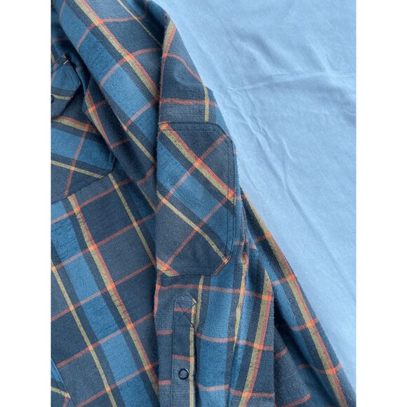 Men's L.L. Bean Button Down Flannel Polyester/Wool Blend Shirt, XL, Blue - Picture 9 of 9